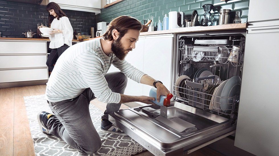 Cómo limpiar el lavavajillas – Asociacion ADEN