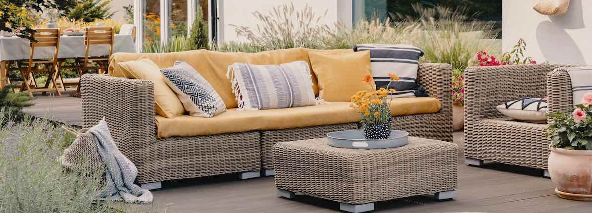 Muebles de exterior perfectos para terrazas pequeñas: guía de compras