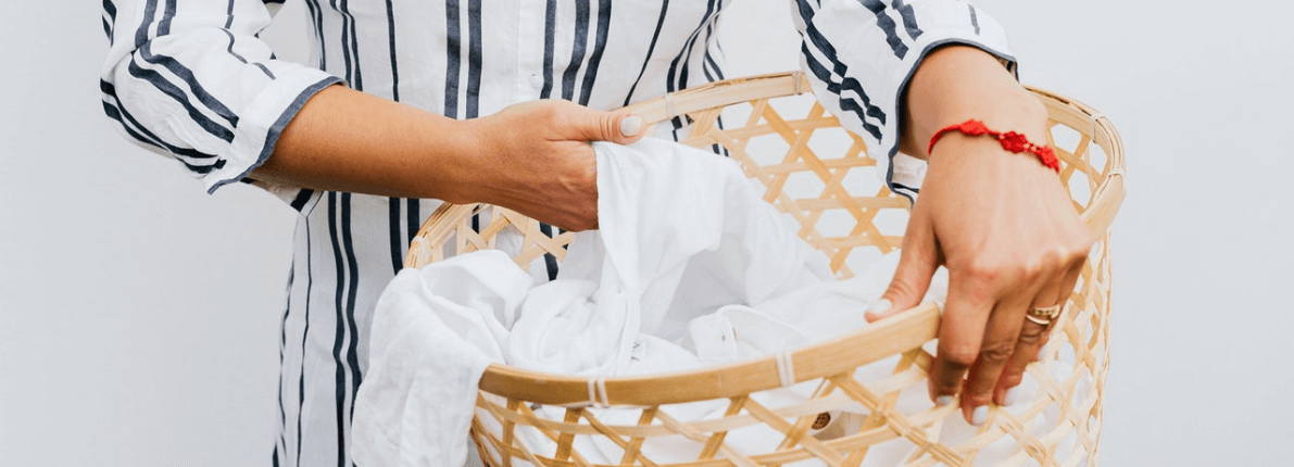 10 cestos para la ropa sucia bonitos y originales – Fotocasa Life