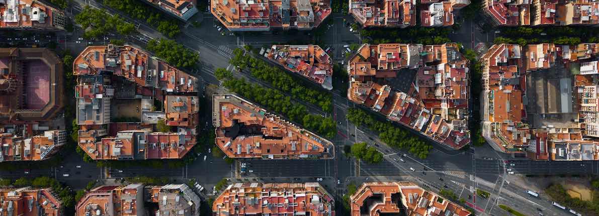 ¿Qué servicios tienen 5 de los barrios más caros de España?
