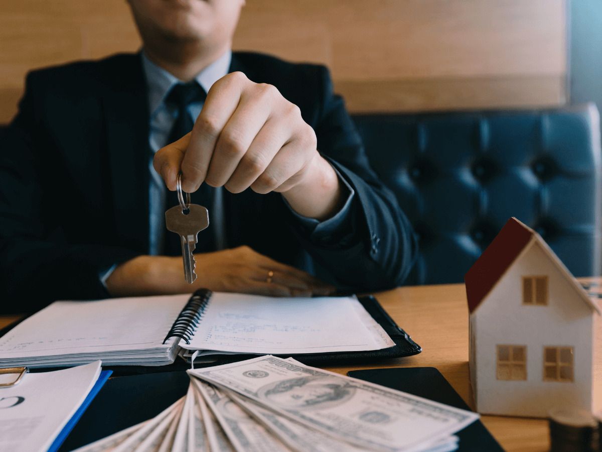 cómo hacer el cambio de titular de un inquilino a otro