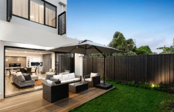 Casas de dos pisos: pros y contras de vivir en dos niveles