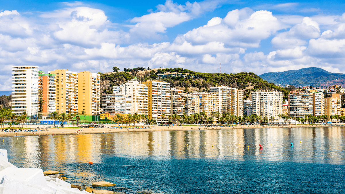¿Segunda residencia en la playa o en la montaña? ¡Te ayudamos a decidirte!