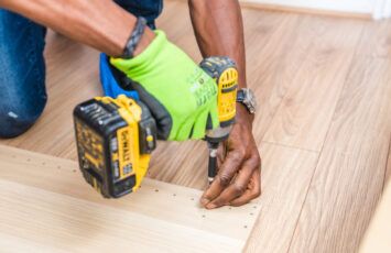 Cómo solicitar al casero una reparación en el piso de alquiler