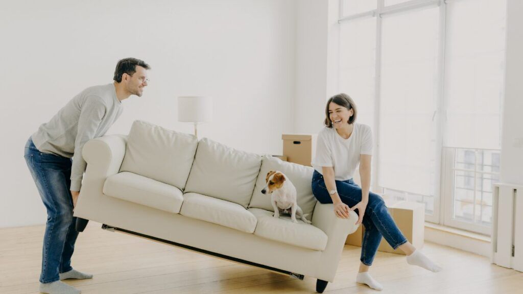 ¿Cuál es el estado de la compraventa de vivienda en España del mes de agosto?