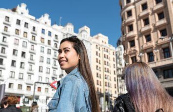 El precio de la vivienda en Madrid sube un 14% en 2024, superando a Barcelona con un 7%.