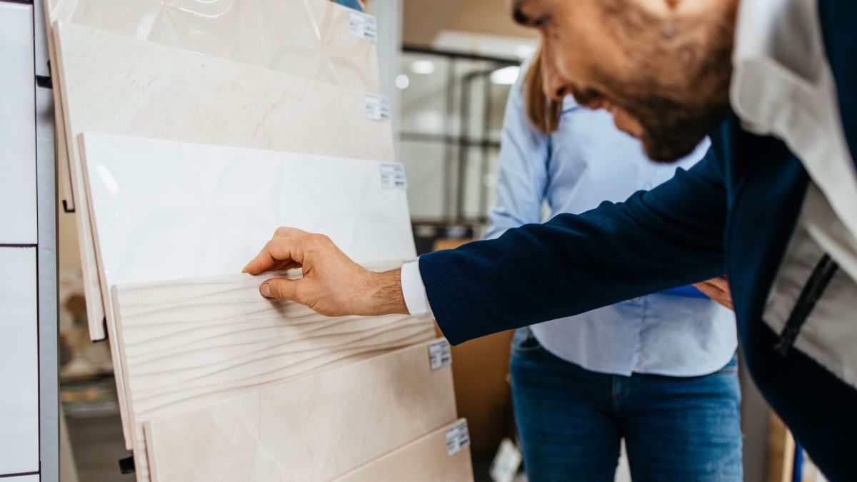 Todo sobre la impermeabilización bajo cerámica en cuartos húmedos