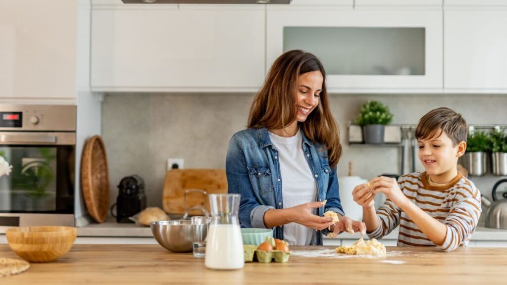 Cocinas atemporales: puro estilo siempre en tendencia