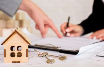 ¿Tendremos que firmar el contrato de alquiler ante notario?