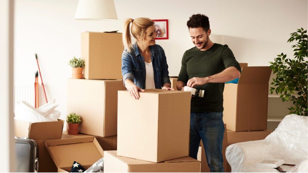 ¿Con cuánto tiempo tengo que avisar a mi casero que me voy del piso?