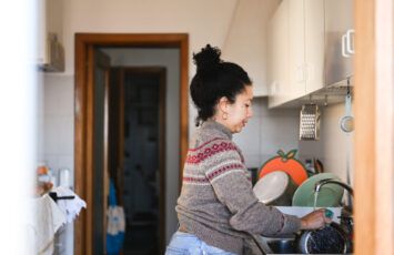 ¿Qué hacer si se va el agua en casa? Motivos y soluciones