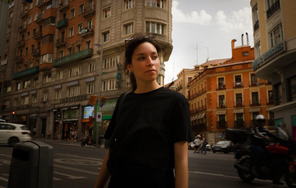 ¿Cuáles son las ventajas y desventajas de vivir en la ciudad?