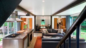 Interior casa contenedor