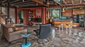 Interior casa contenedor grande