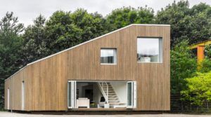 casa con contenedor