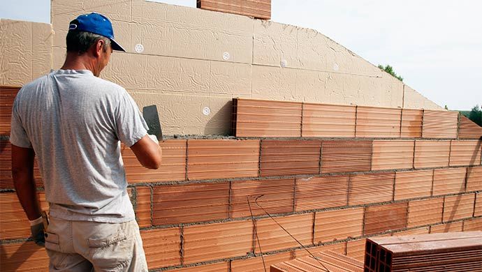 El consumo de cemento, en mínimos históricos tras caer un 3,1% en 2016 por el parón en obra pública