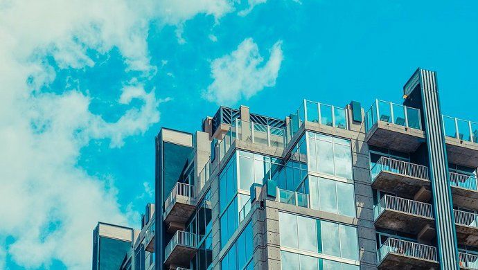 OCU recuerda a los afectados por las plusvalías que pueden reclamar en primera instancia en sus ayuntamientos