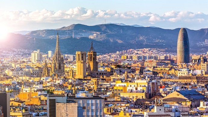 Los precios de venta y alquiler en Cataluña registran subidas superiores al 10%