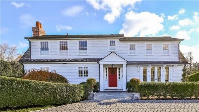 Anne Hathaway compra esta mansión en Connecticut por 2,3 millones de euros
