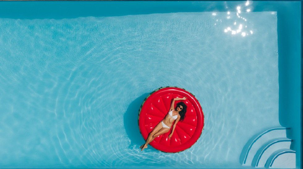 Cómo mantener en perfecto estado la piscina en verano