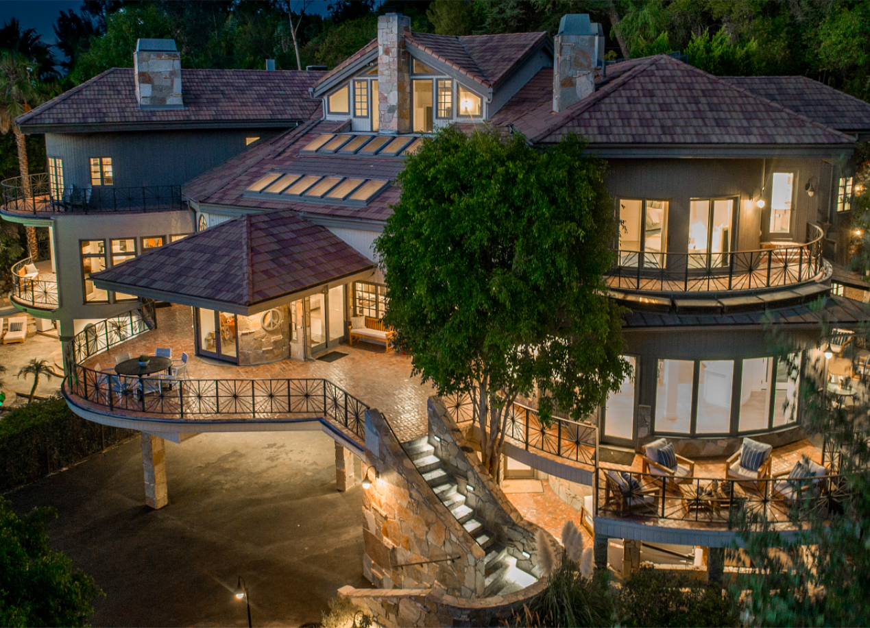 Selena Gómez adquiere una nueva vivienda con diez baños