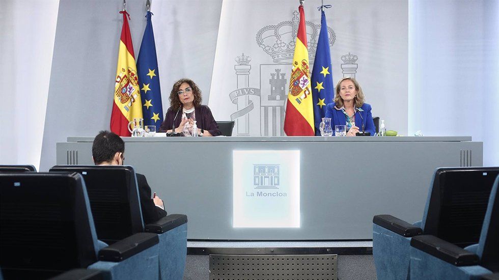 Calviño: «No mezclar el debate de los PGE con los desahucios de viviendas»