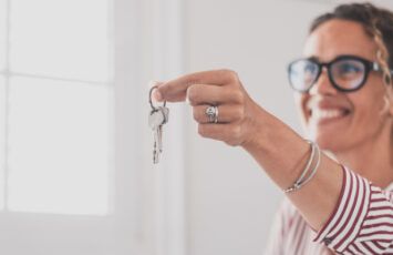 ¿Qué saber antes de avalar un piso en alquiler?