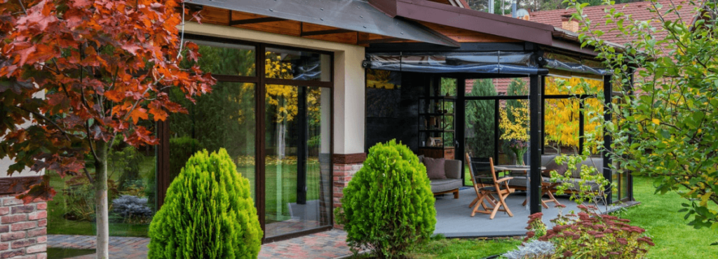 Cómo decorar un porche de una casa para disfrutarlo todo el año