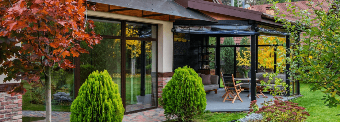 Cómo decorar un porche de una casa para disfrutarlo todo el año