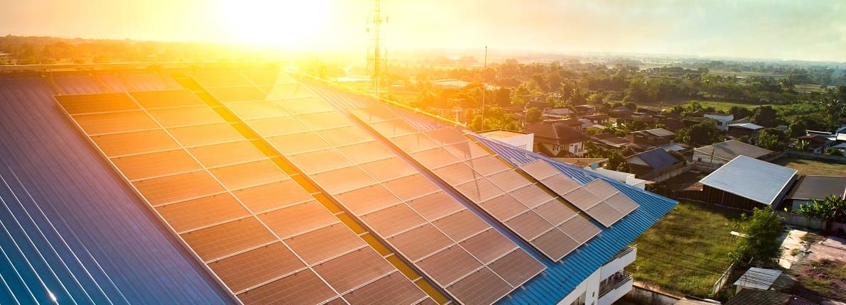 ¿Cuánto ahorro en mi factura de la luz al instalar placas solares?