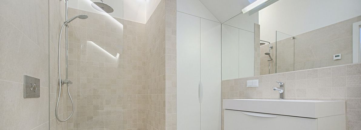 5 ideas de duchas modernas para convertir el baño en tu zona favorita de la casa