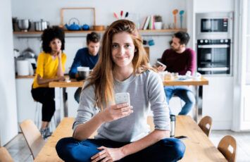 ¿Cómo funciona el cohousing? Tipos y preguntas frecuentes