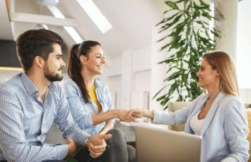 Qué servicios me incluye la inmobiliaria si voy a vender un piso