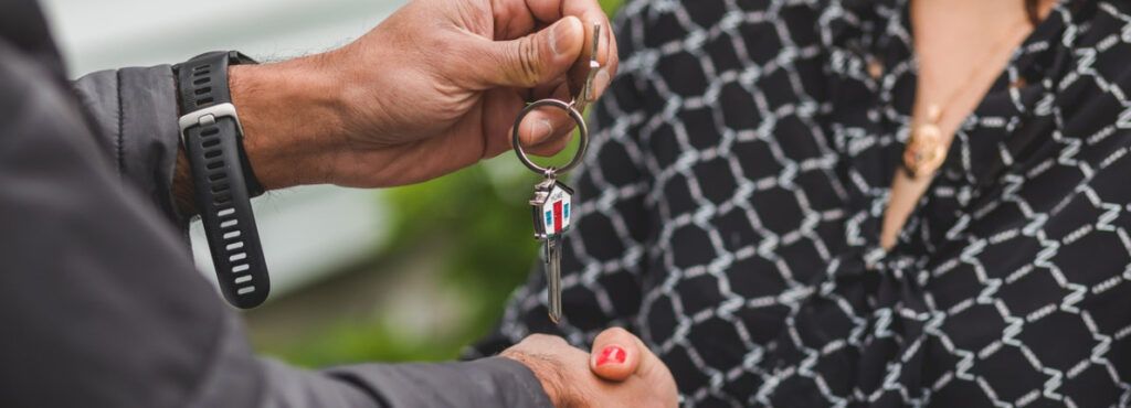 Qué hacer antes de entregar las llaves del piso que has vendido