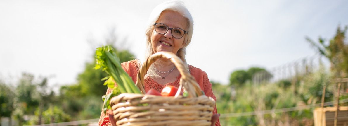 ¿Cómo tener en casa un huerto de plantas para cocinar?