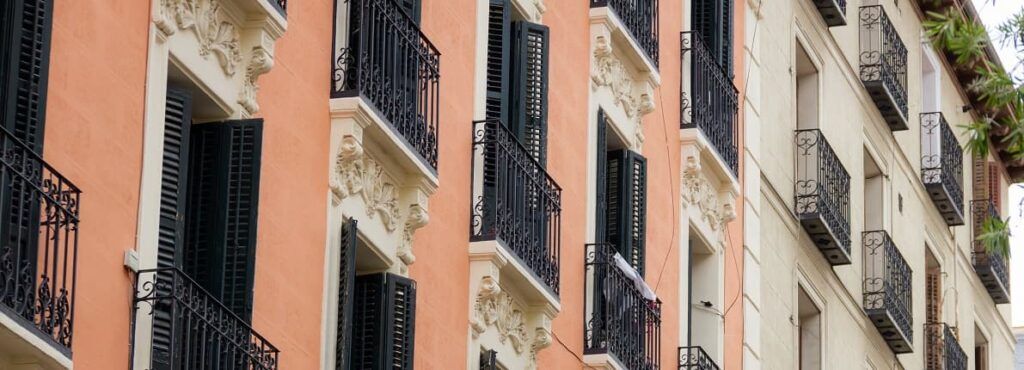 Javier Martín, director general de Vivienda y Suelo: “se puede rehabilitar un edificio con subvenciones de hasta el 80%. De un coste medio de reforma de 28.000€, el ciudadano pagaría solo 3.700€”