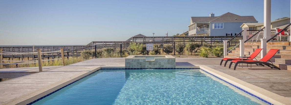 ¿Se puede limitar el uso de zonas comunes a un vecino que no paga la comunidad?