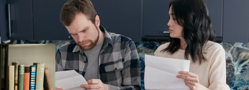 Me he mudado a una casa que tiene una deuda con los suministros, ¿qué hago?