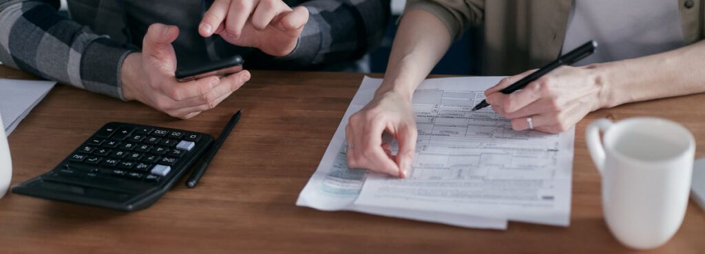 ¿Es mejor poner un precio más alto o más bajo al publicar una vivienda en venta?