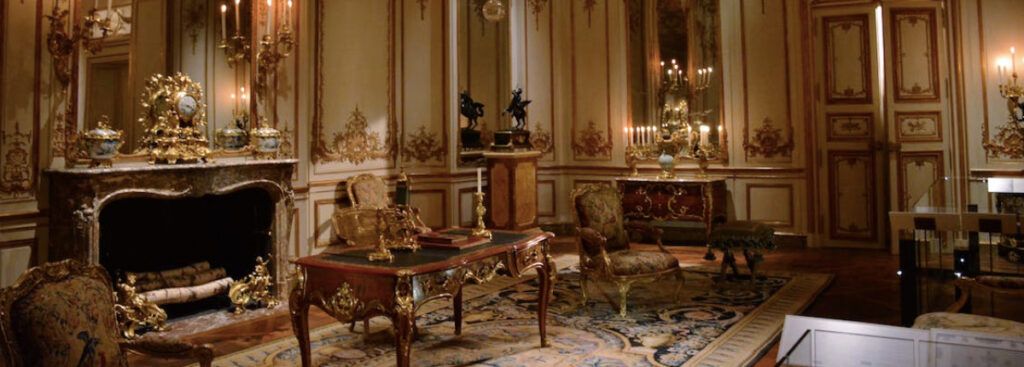 ¿Cómo son los lujosos castillos en las que vivió la reina Isabel II?