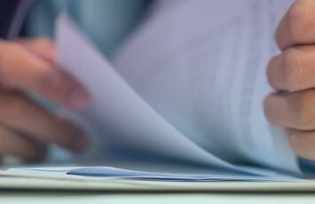 Quién paga la escritura de extinción de condominio