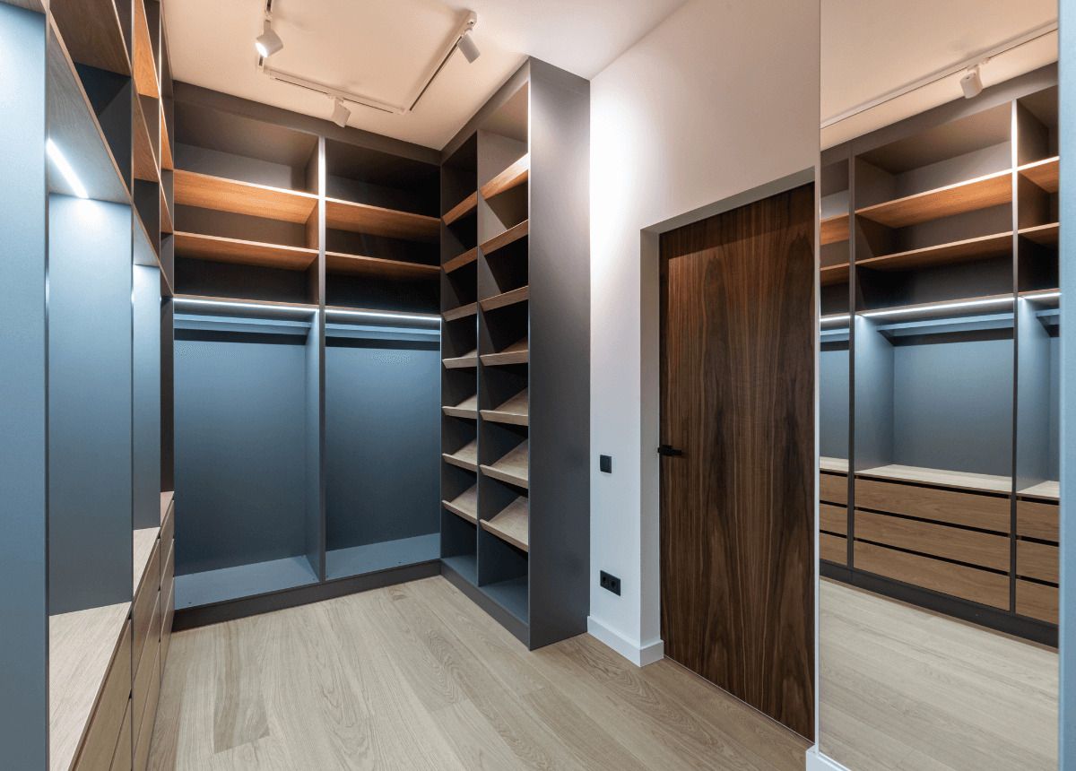 armario vestidor abierto