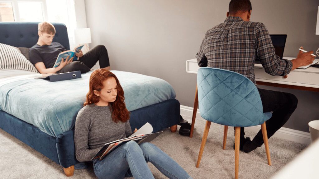 Compartir una vivienda en España en 2022 cuesta 75 euros más al mes que hace 1 año