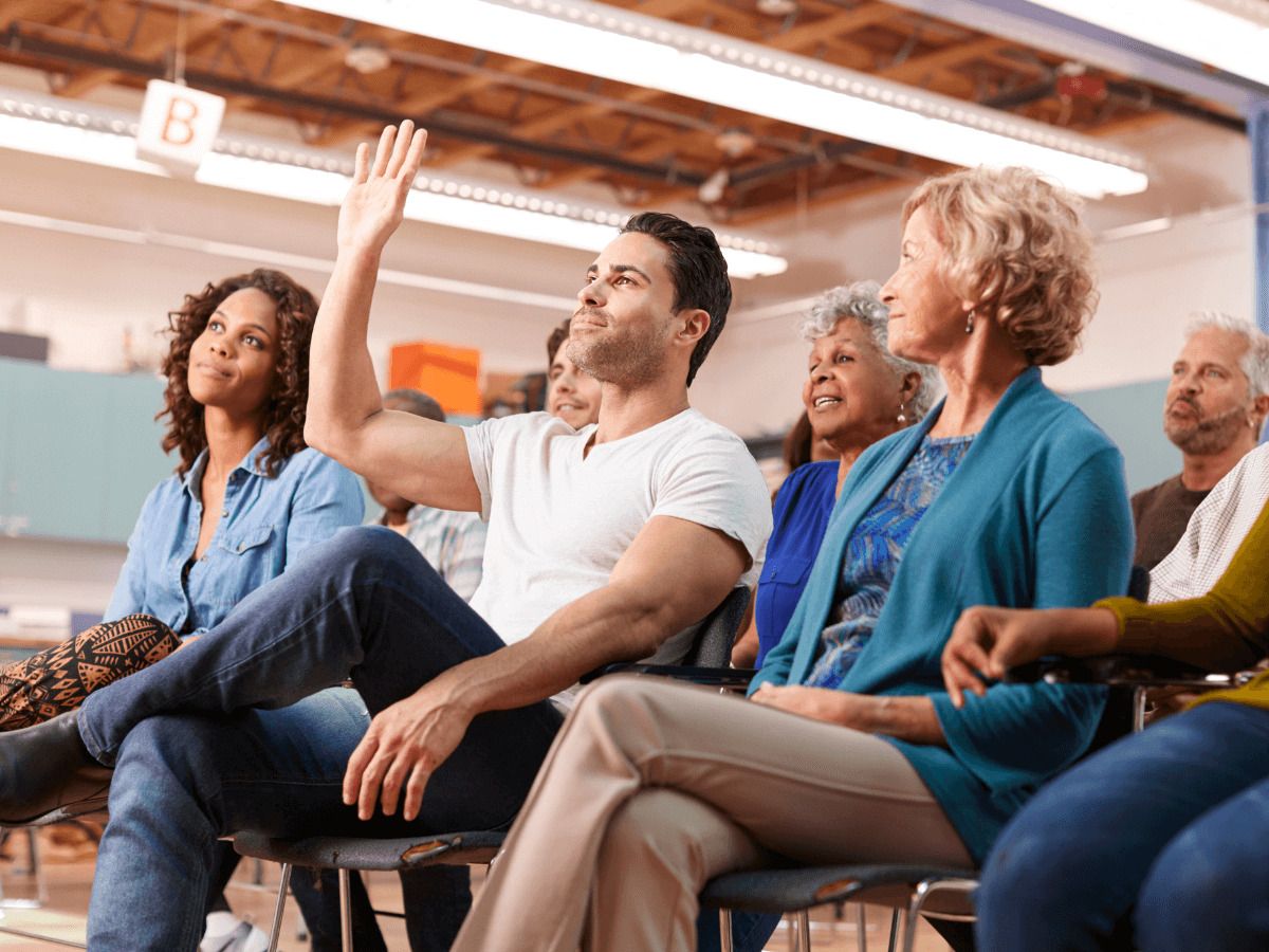 convocar una junta extraordinaria de vecinos