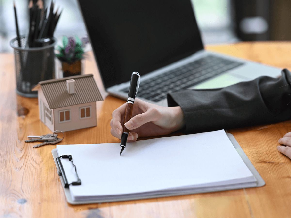 tramites que hace la agencia inmobiliaria al vender