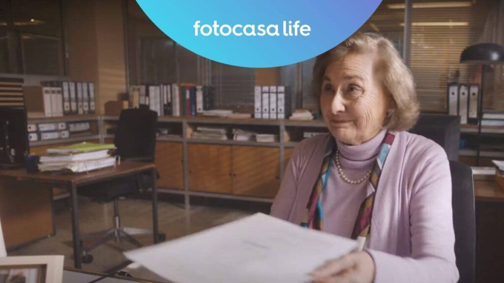 Como si en una cola interminable apareciese tu abuela…