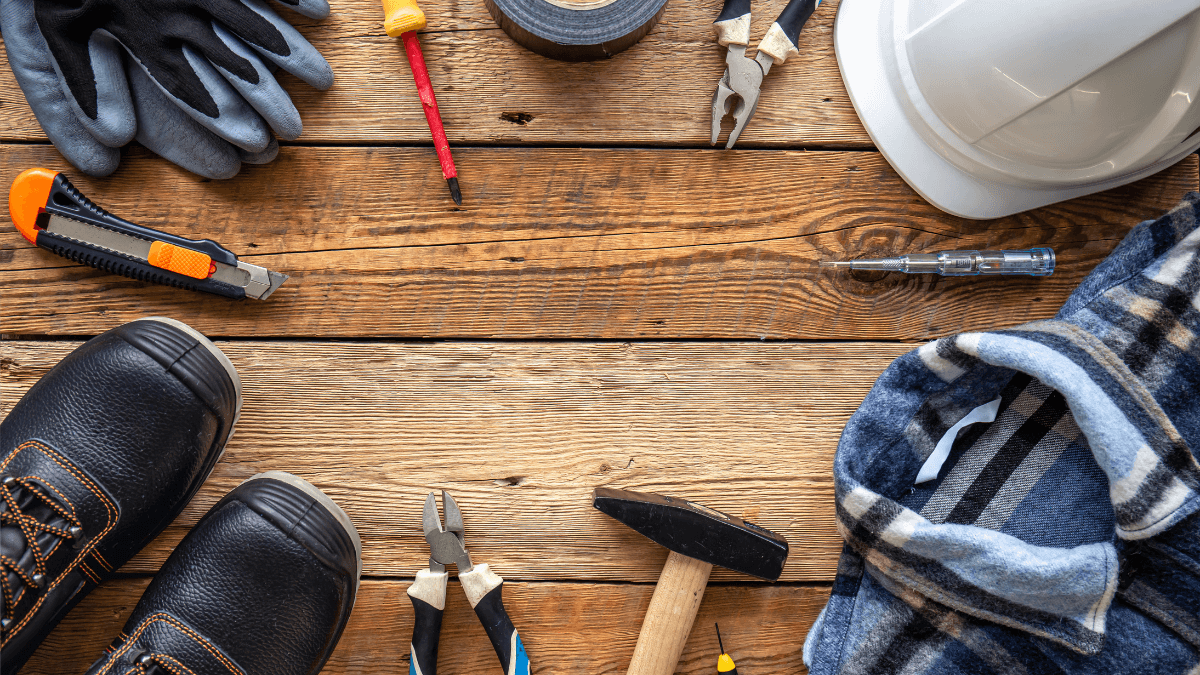 ¿Hay algún plazo establecido para que el casero arregle los desperfectos de la vivienda que tiene alquilada?