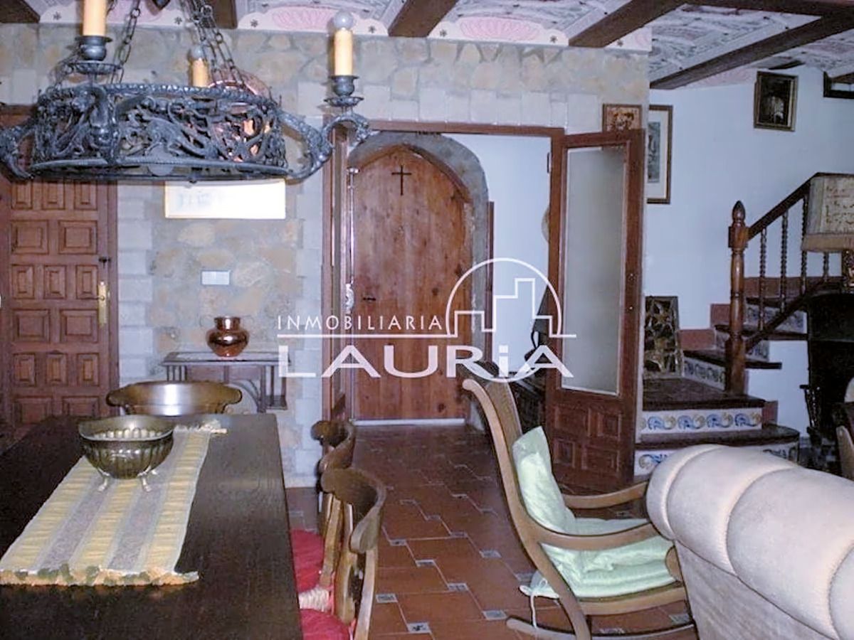 Castillo medieval en Alpuente