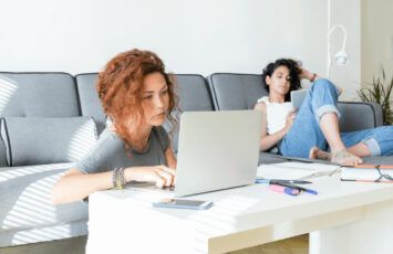 Cómo compartir piso sin problemas: “somos respetuosas y ordenadas”