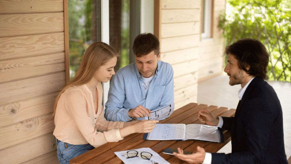 ¿Cómo funciona el aval de una hipoteca? ¿Tengo que pagar por él?